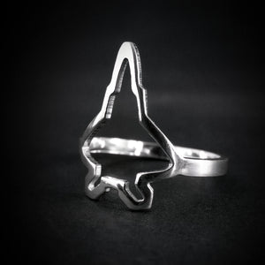 Polished sterling silver F‑22 Raptor fighter jet silhouette ring – handcrafted aviation jewelry